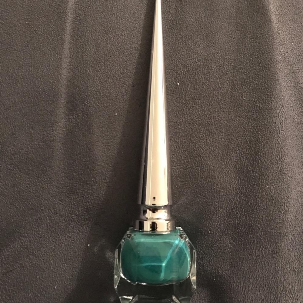 Christian Louboutin “Ni Toi Ni Moi Nail Polish